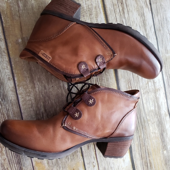 PIKOLINOS Shoes - Pikolinos Brandy Le Mans boot
